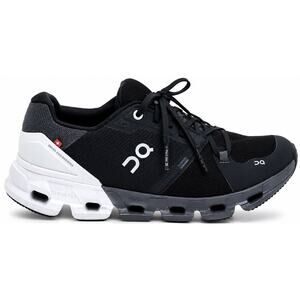 On Cloud Cloudflyer Running Shoes Women’s Size 10 Black White Athletic Sneakers